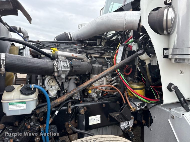 image for item EG5806 2012 Western Star 4900 Conventional  semi truck