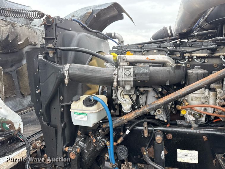 image for item EG5806 2012 Western Star 4900 Conventional  semi truck