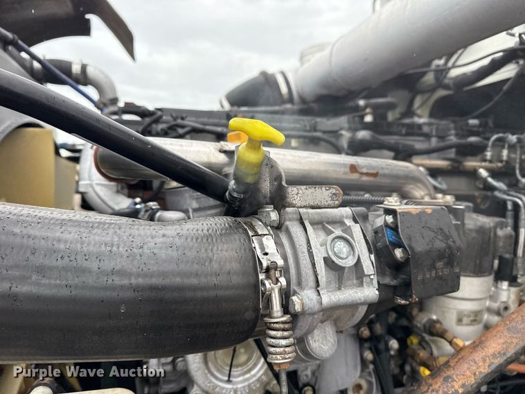 image for item EG5806 2012 Western Star 4900 Conventional  semi truck