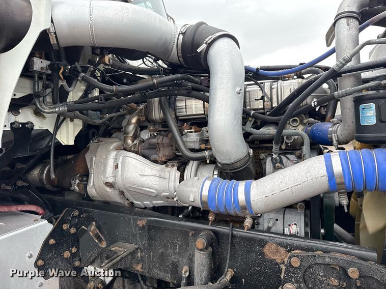 image for item EG5806 2012 Western Star 4900 Conventional  semi truck