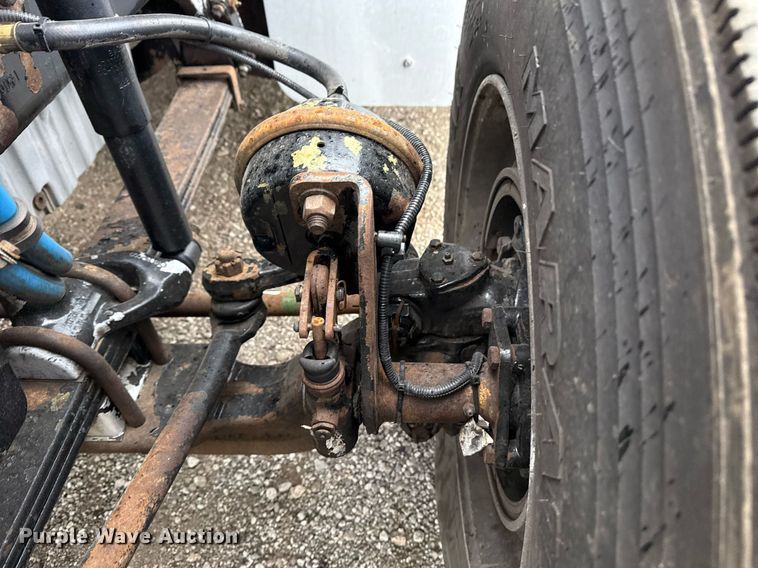 image for item EG5806 2012 Western Star 4900 Conventional  semi truck