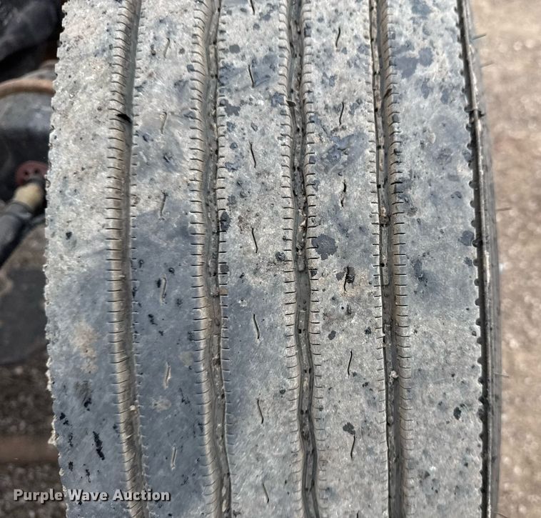 image for item EG5806 2012 Western Star 4900 Conventional  semi truck