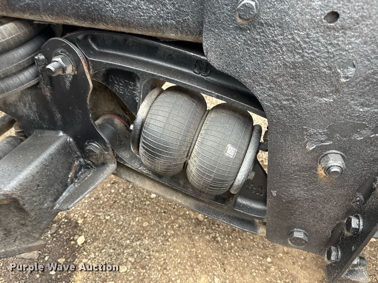 image for item EG5806 2012 Western Star 4900 Conventional  semi truck