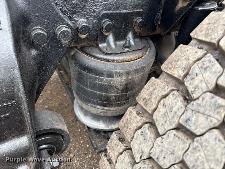 image for item EG5806 2012 Western Star 4900 Conventional  semi truck