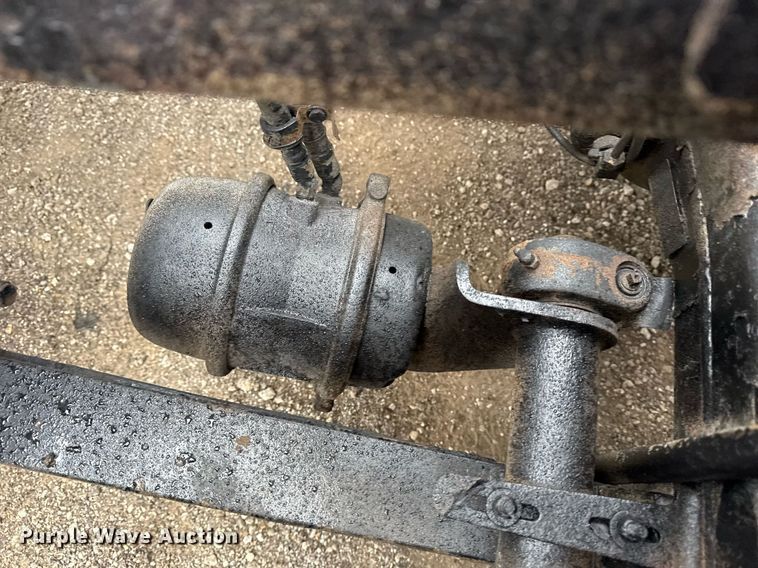 image for item EG5806 2012 Western Star 4900 Conventional  semi truck