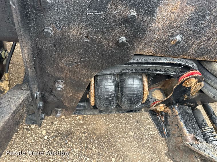 image for item EG5806 2012 Western Star 4900 Conventional  semi truck