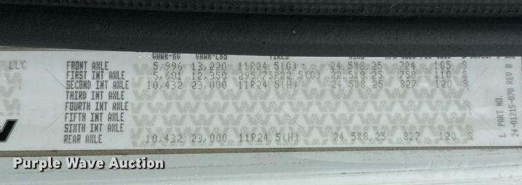 image for item EG5806 2012 Western Star 4900 Conventional  semi truck