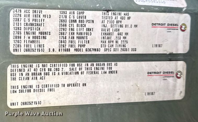 image for item EG5809 2000 Freightliner FLD Conventional  semi truck