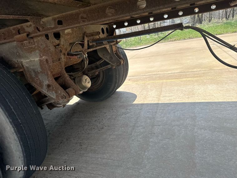 image for item EG6349 1999 Wabash dry van trailer