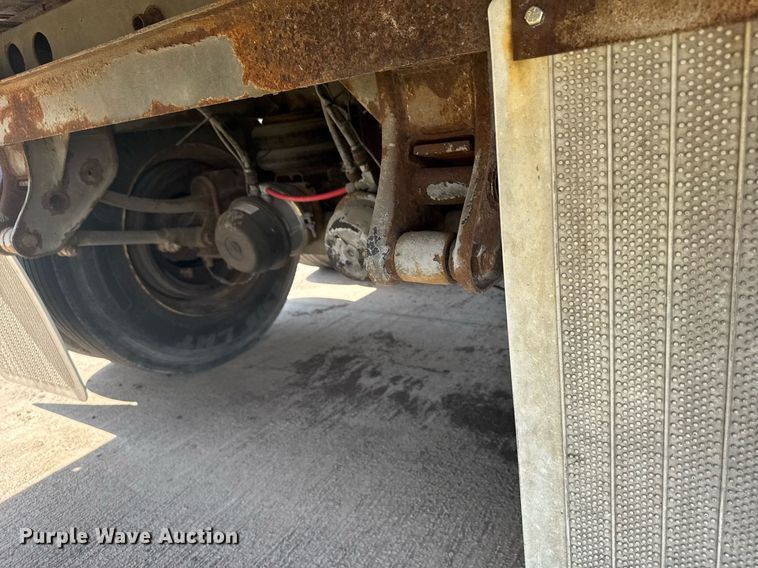 image for item EG6349 1999 Wabash dry van trailer