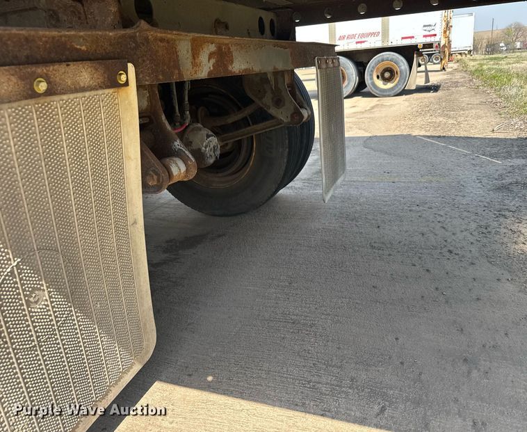 image for item EG6349 1999 Wabash dry van trailer