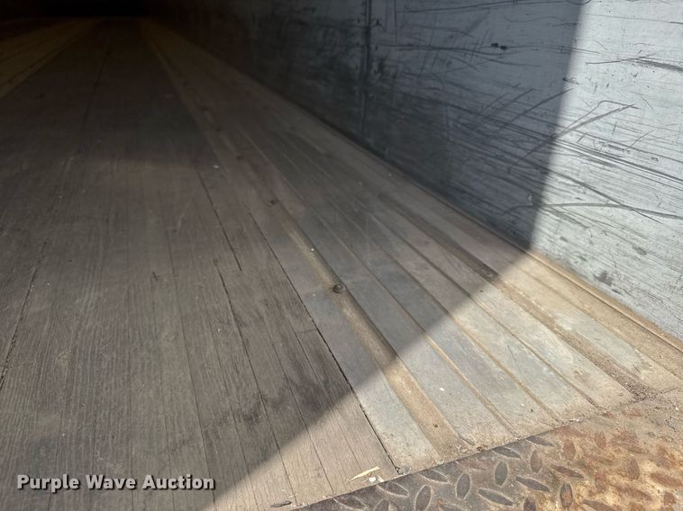 image for item EG6349 1999 Wabash dry van trailer