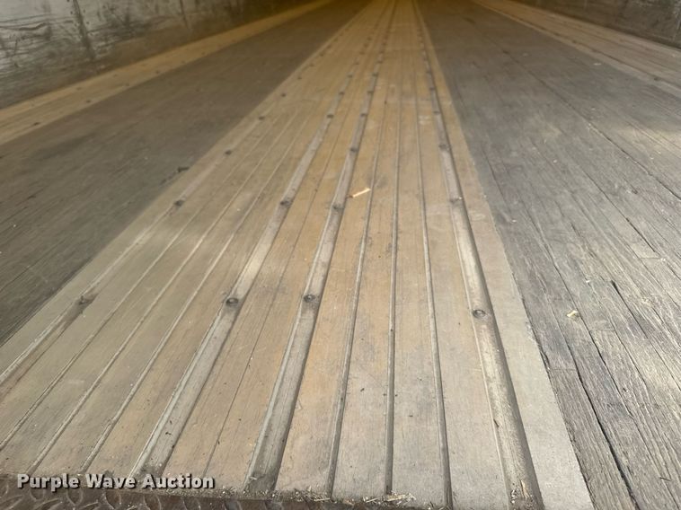 image for item EG6349 1999 Wabash dry van trailer