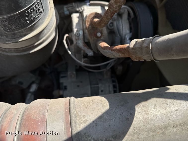 image for item EG6353 2016 Freightliner Cascadia semi truck