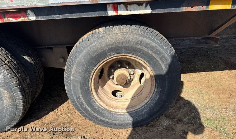 image for item EG6394 1995 Oklahoma Gooseneck equipment trailer