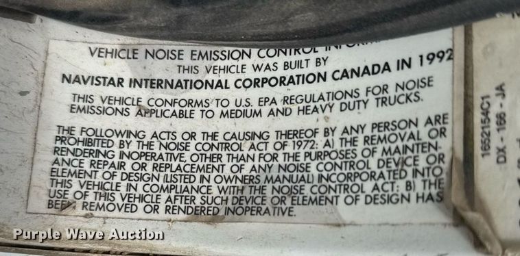 image for item EG6396 1993 International 9400 semi truck