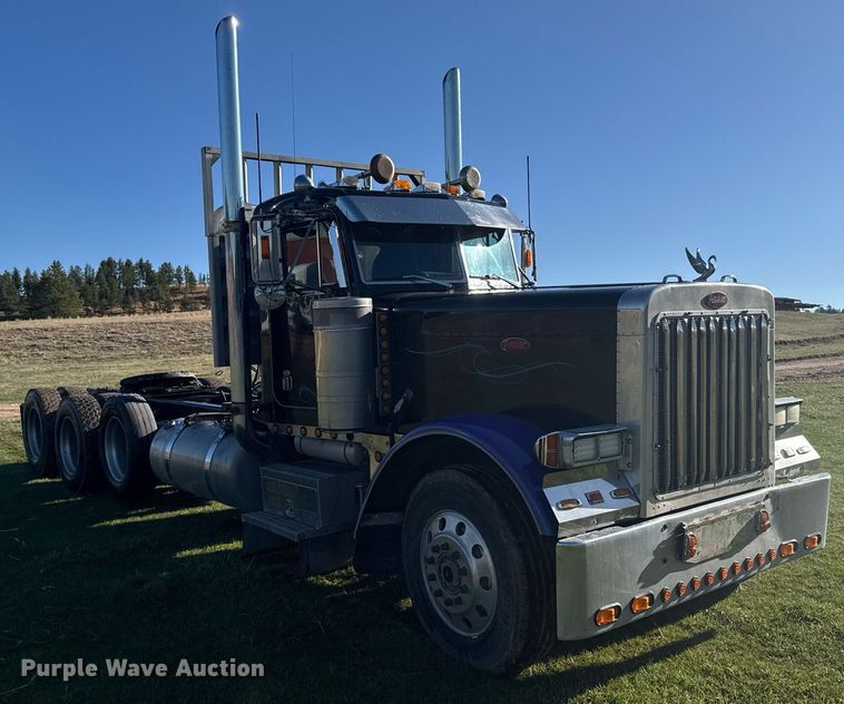 image for item EG6406 1995 Peterbilt 379 semi truck
