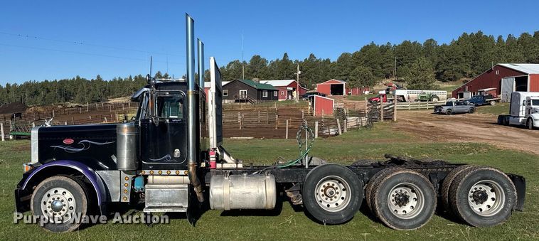 image for item EG6406 1995 Peterbilt 379 semi truck