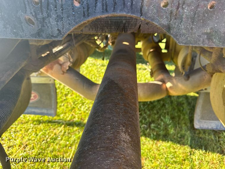 image for item EG6406 1995 Peterbilt 379 semi truck