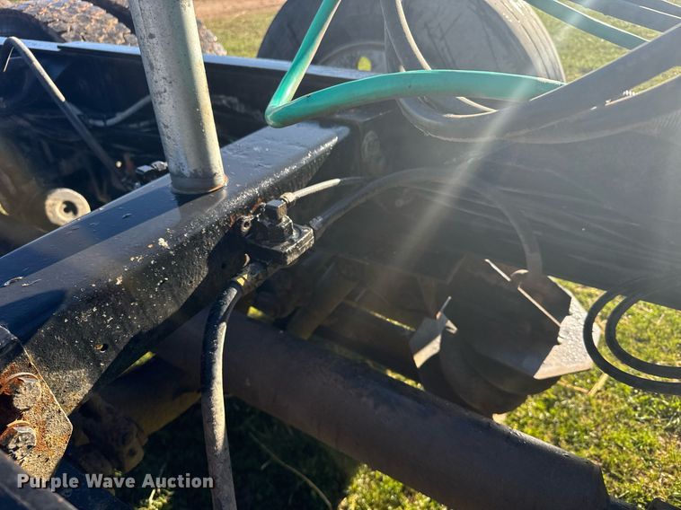 image for item EG6406 1995 Peterbilt 379 semi truck