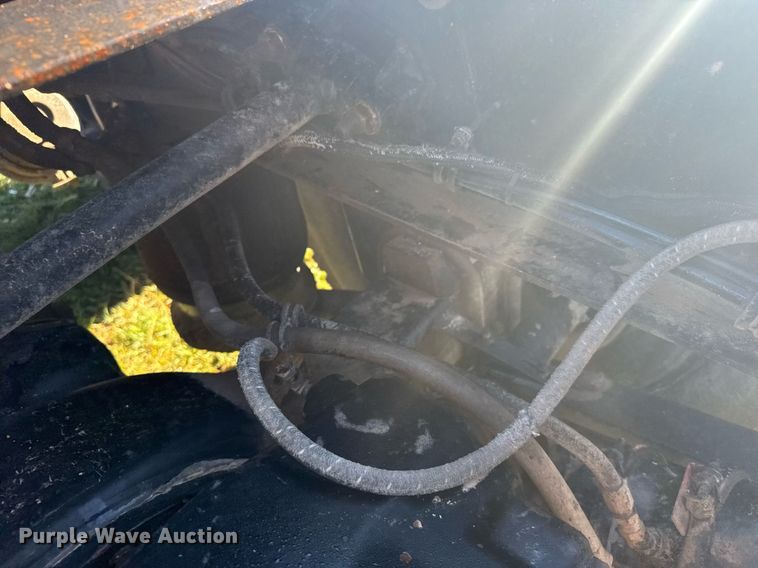 image for item EG6406 1995 Peterbilt 379 semi truck