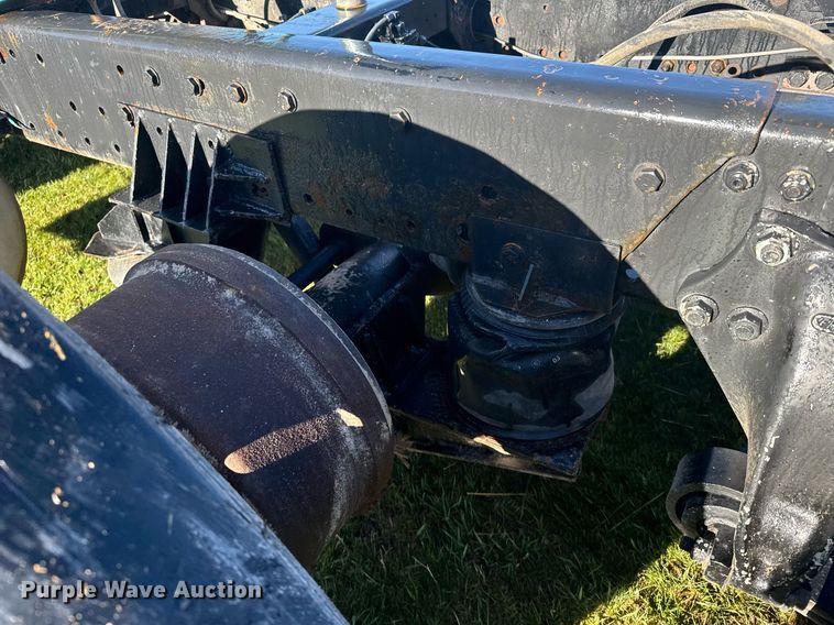 image for item EG6406 1995 Peterbilt 379 semi truck