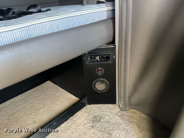 image for item EG6407 2011 Peterbilt 386 semi truck