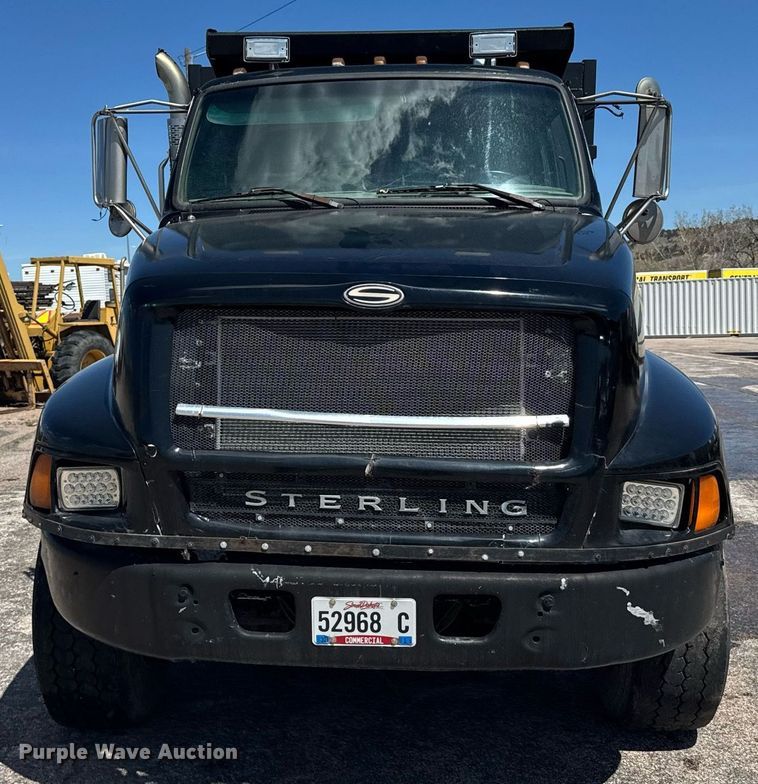 image for item EG6411 1999 Sterling M8500 dump truck