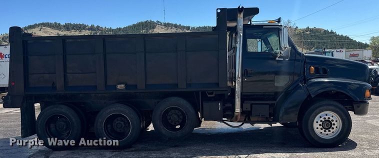 image for item EG6411 1999 Sterling M8500 dump truck