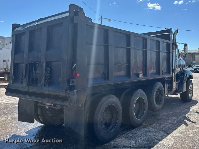 image for item EG6411 1999 Sterling M8500 dump truck