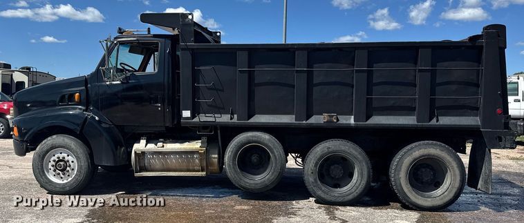 image for item EG6411 1999 Sterling M8500 dump truck