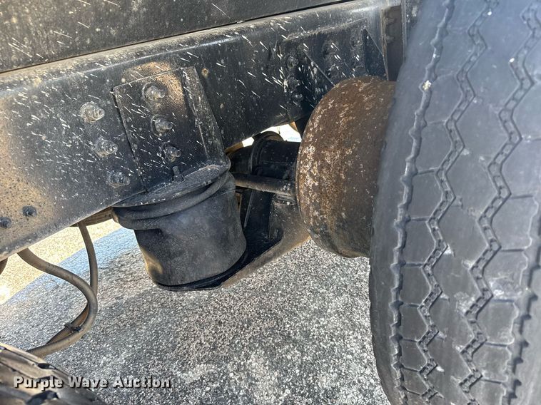 image for item EG6411 1999 Sterling M8500 dump truck