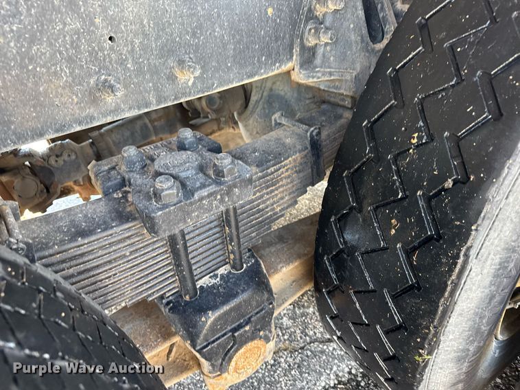 image for item EG6411 1999 Sterling M8500 dump truck