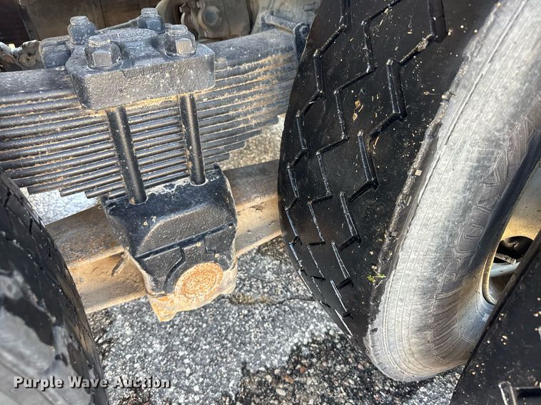 image for item EG6411 1999 Sterling M8500 dump truck