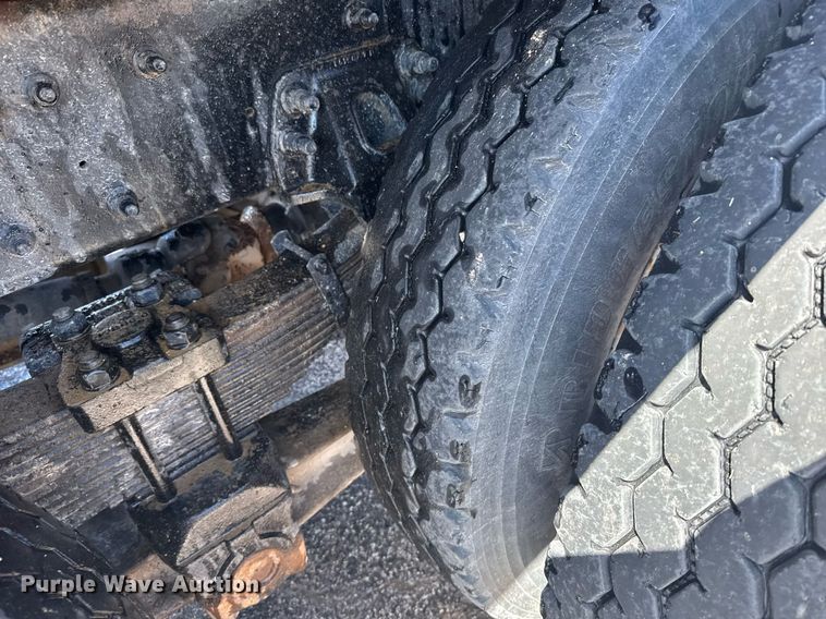 image for item EG6411 1999 Sterling M8500 dump truck