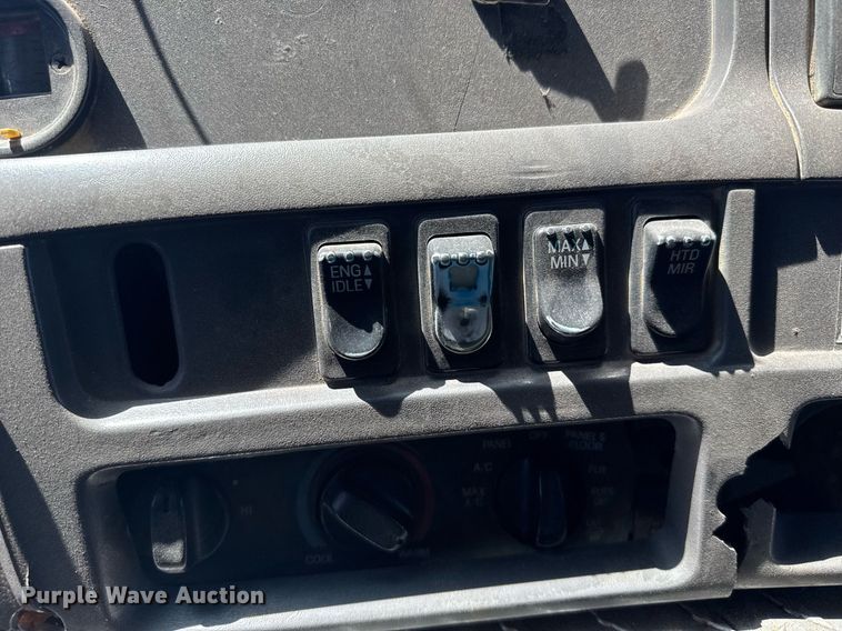 image for item EG6411 1999 Sterling M8500 dump truck