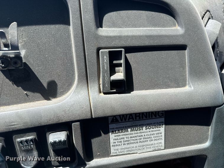 image for item EG6411 1999 Sterling M8500 dump truck