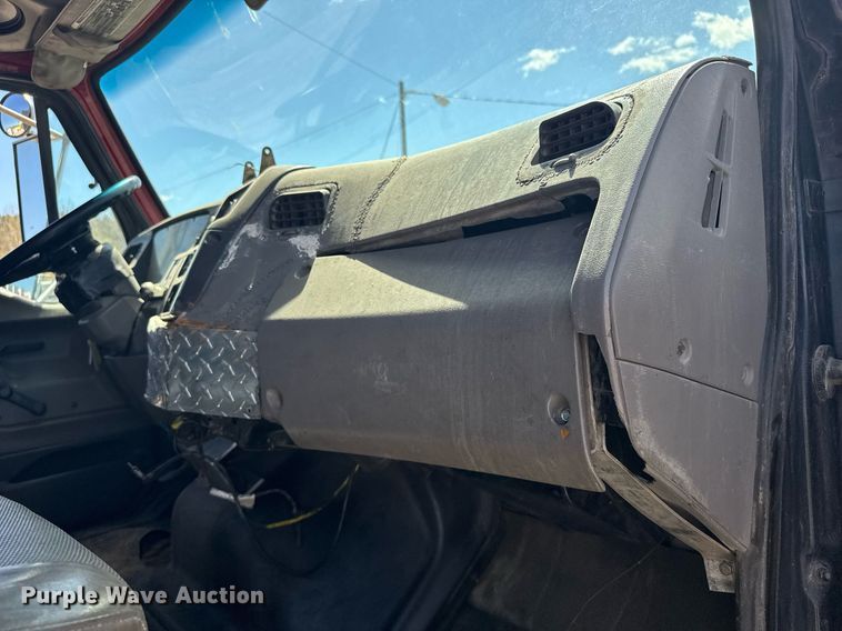 image for item EG6411 1999 Sterling M8500 dump truck