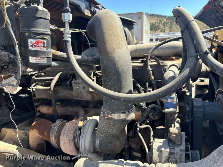 image for item EG6411 1999 Sterling M8500 dump truck