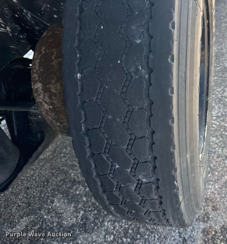 image for item EG6411 1999 Sterling M8500 dump truck