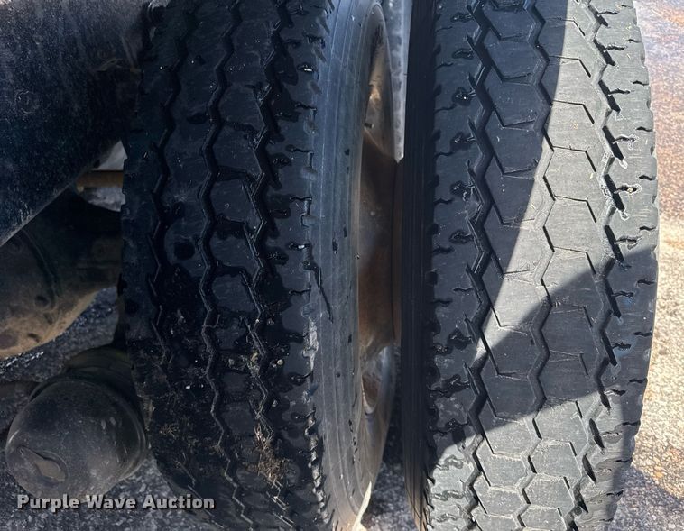 image for item EG6411 1999 Sterling M8500 dump truck