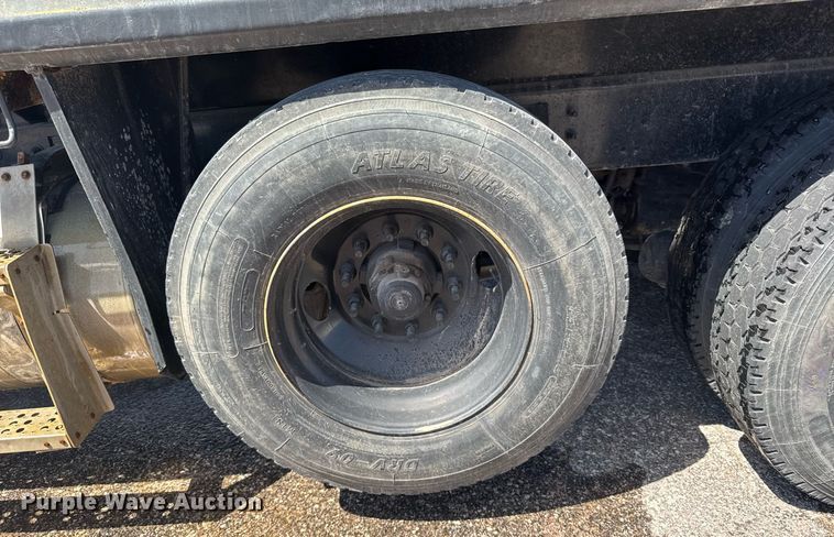 image for item EG6411 1999 Sterling M8500 dump truck