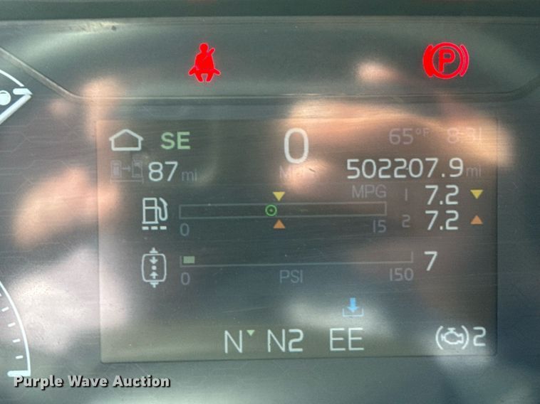 image for item EG6437 2021 Volvo VNL semi truck