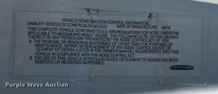 image for item EG6438 2019 Freightliner Cascadia semi truck