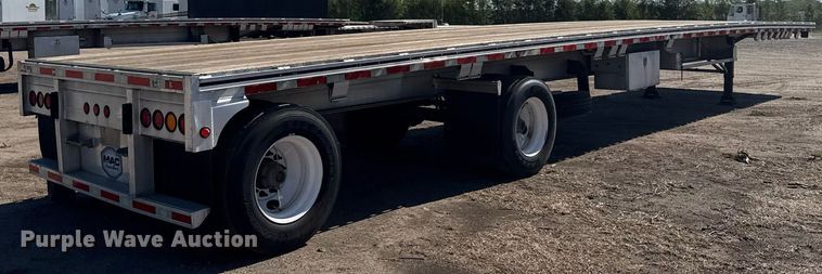 image for item EG6440 2014 Mac flatbed trailer