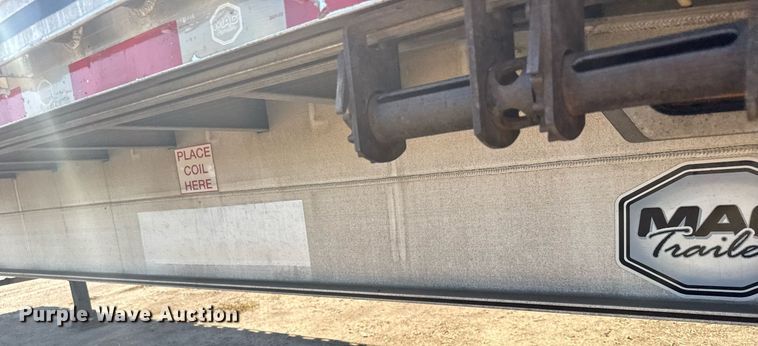 image for item EG6440 2014 Mac flatbed trailer