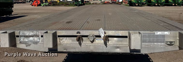 image for item EG6440 2014 Mac flatbed trailer