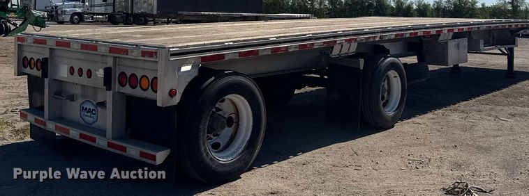 image for item EG6441 2014 Mac flatbed trailer