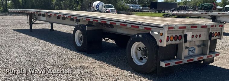 image for item EG6442 2014 Mac flatbed trailer