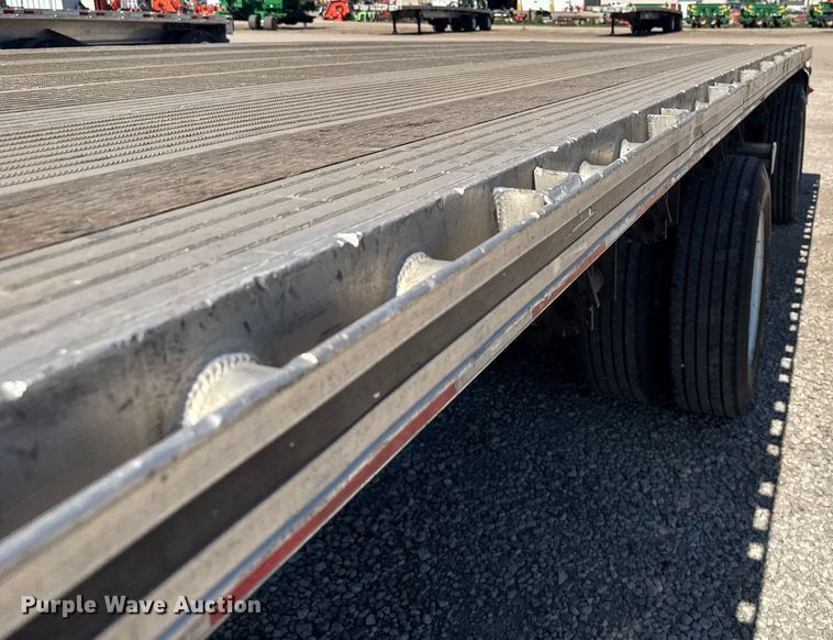 image for item EG6442 2014 Mac flatbed trailer